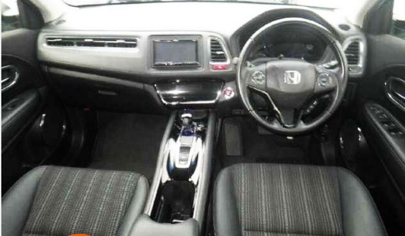 Honda Vezel. full