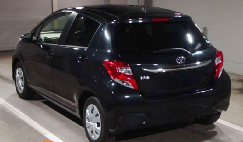 Toyota Vitz (F) (1000cc) full