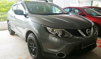 Nissan Qashqai (1.2 Turbo) full
