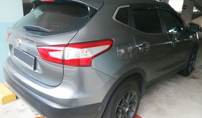 Nissan Qashqai (1.2 Turbo) full