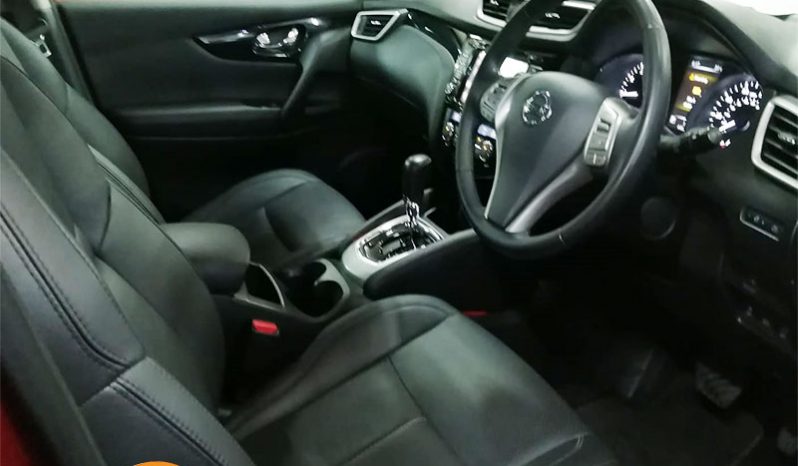 Nissan Qashqai (1.2 Turbo) full