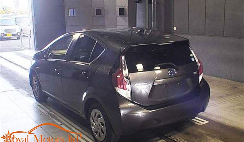 Toyota Aqua(G) Smart Entry Hybrid full