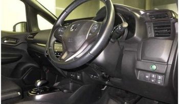 Honda Fit(Hybrid) S full