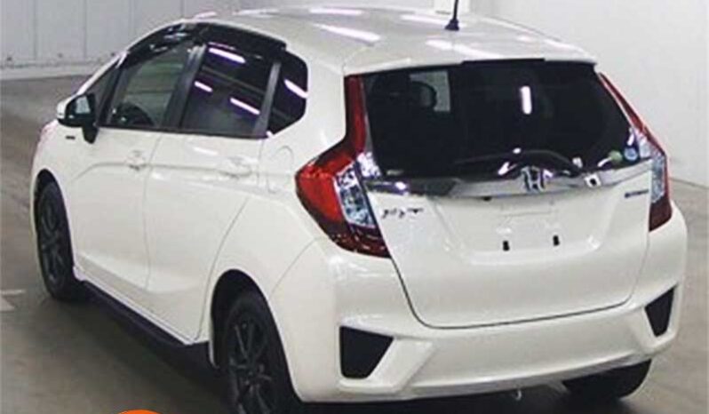 Honda Fit (Hybrid) L full