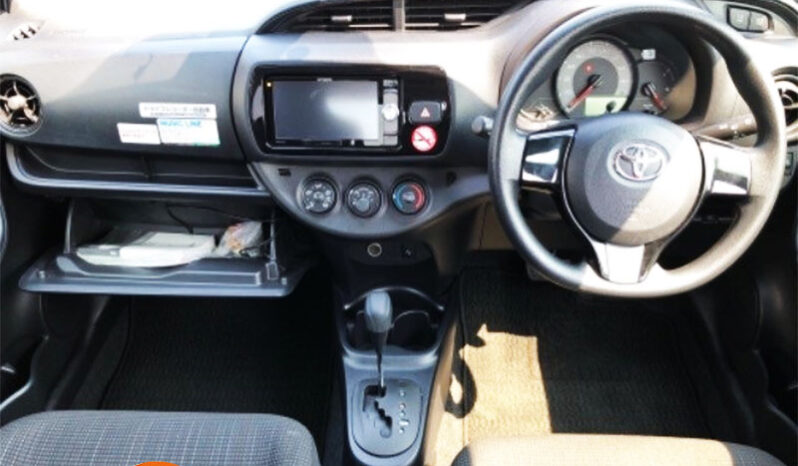 Toyota Vitz (Non-Hybrid 990cc) full