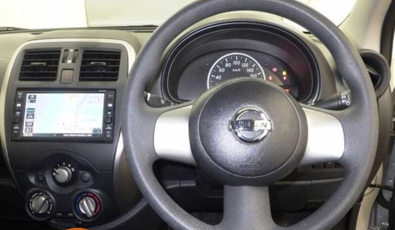 Nissan March full