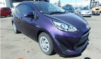 Toyota Aqua full