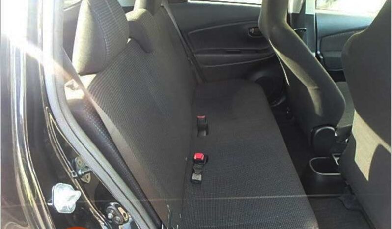 Toyota Vitz (990cc) full