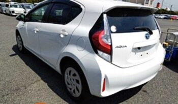 Toyota Aqua (S) full
