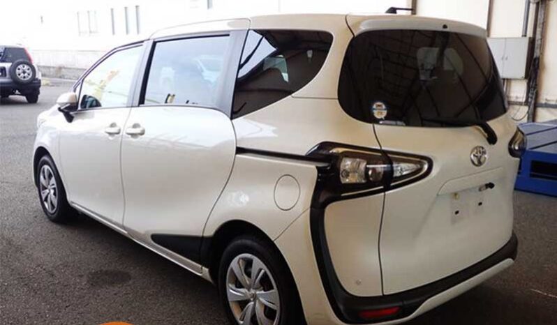 Toyota Sienta (7 seater) full