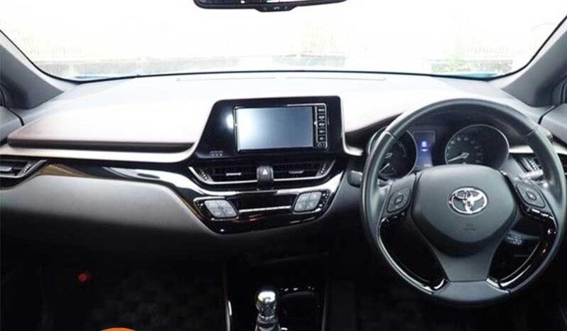 Toyota CH-R (G) Hybrid full