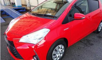 Toyota Vitz (Hybrid)