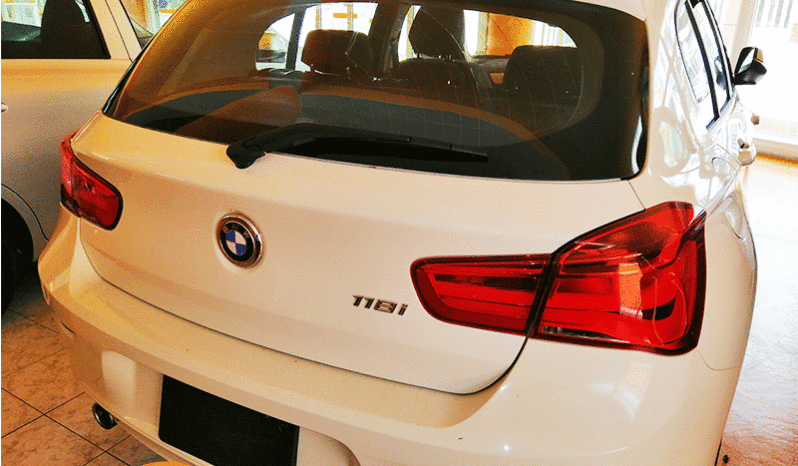 BMW 118i. full