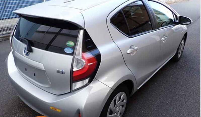 Toyota Aqua full