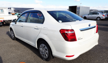 Toyota Axio (G) (Hybrid) full