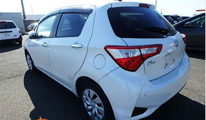 Toyota Vitz (1320cc) full