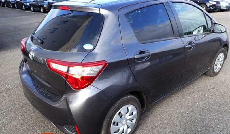 Toyota Vitz (990cc) full