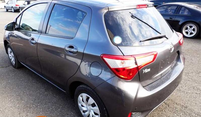 Toyota Vitz (990cc) full