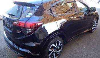 Honda Vezel Hybrid (RS) full