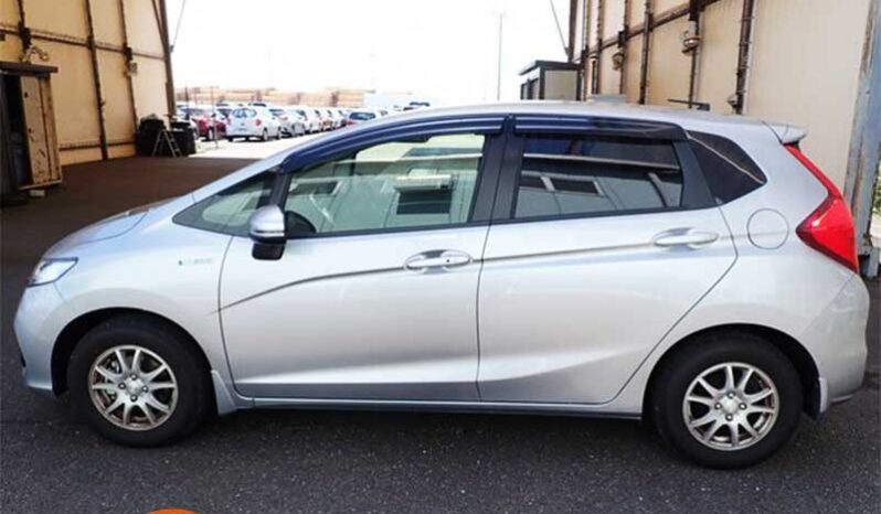 Honda Fit(Hybrid) L full