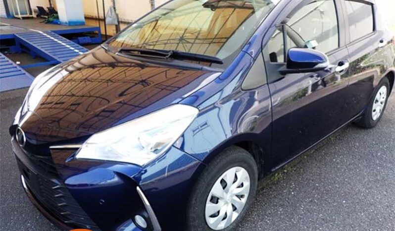 Toyota Vitz (1320cc) full