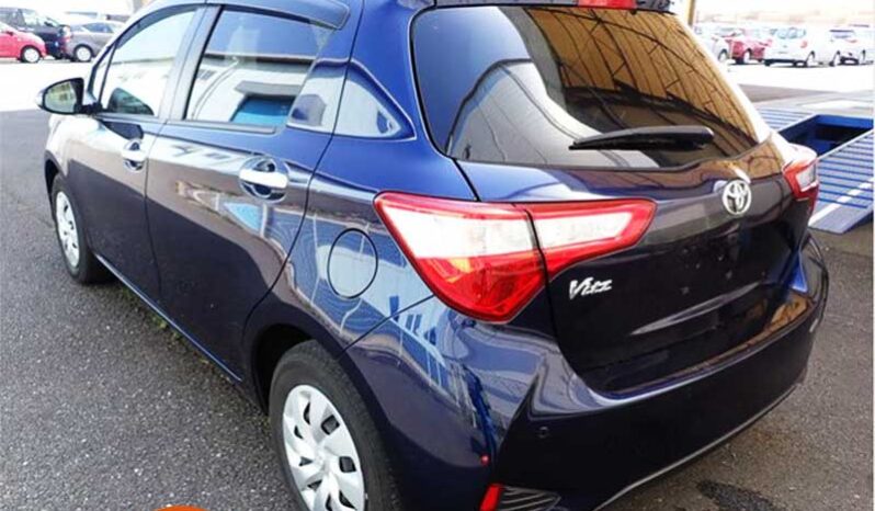 Toyota Vitz (1320cc) full