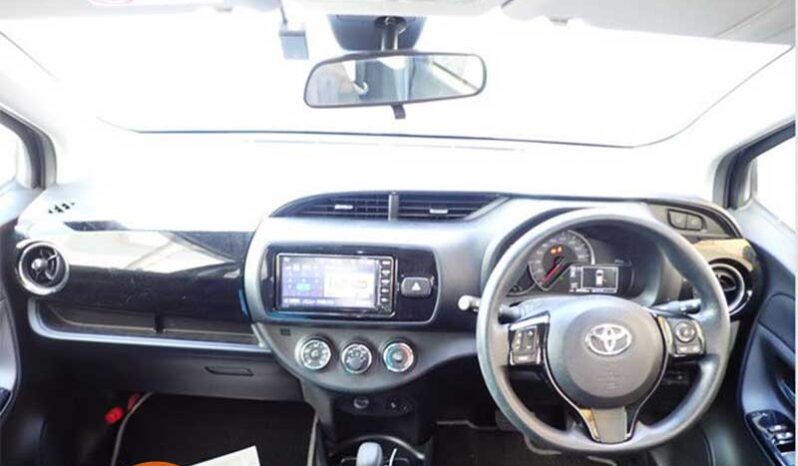 Toyota Vitz (1320cc) full