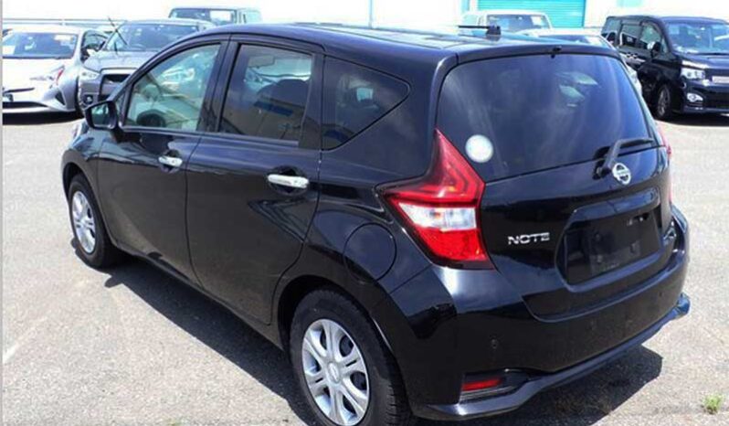 Nissan Note (X) full
