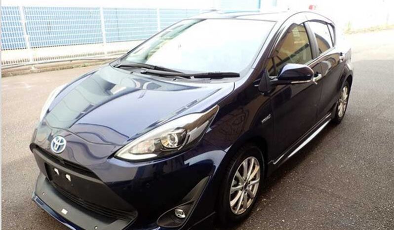 Toyota Aqua full