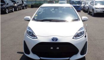 Toyota Aqua (L)