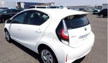 Toyota Aqua (L) full