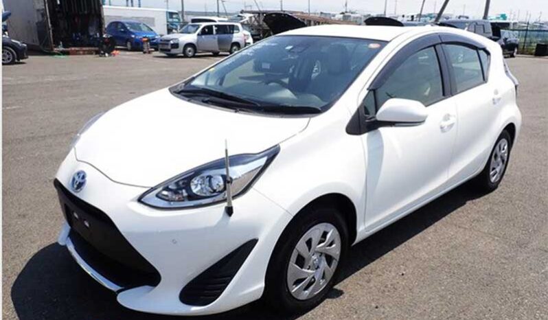 Toyota Aqua (L) full