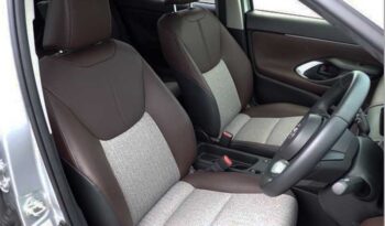 Toyota Yaris Cross (Hybrid). full