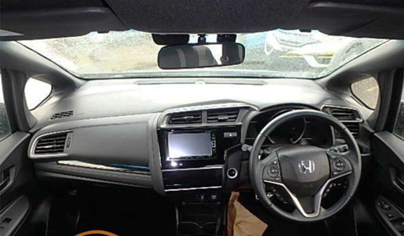 Honda Fit (Hybrid) S (Sensing) full