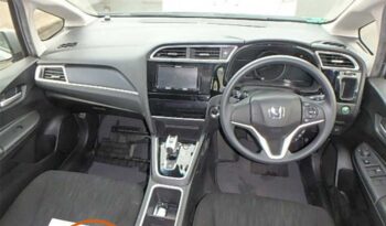 Honda Shuttle (Hybrid) full