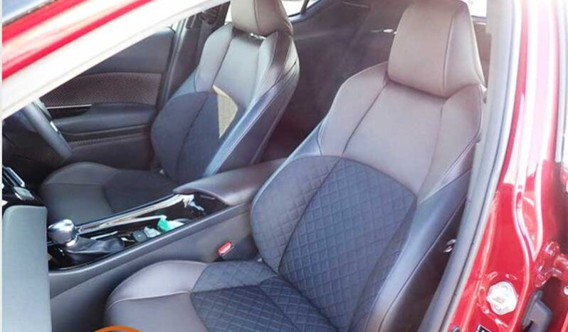 Toyota C-HR Hybrid full