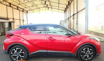 Toyota C-HR Hybrid full