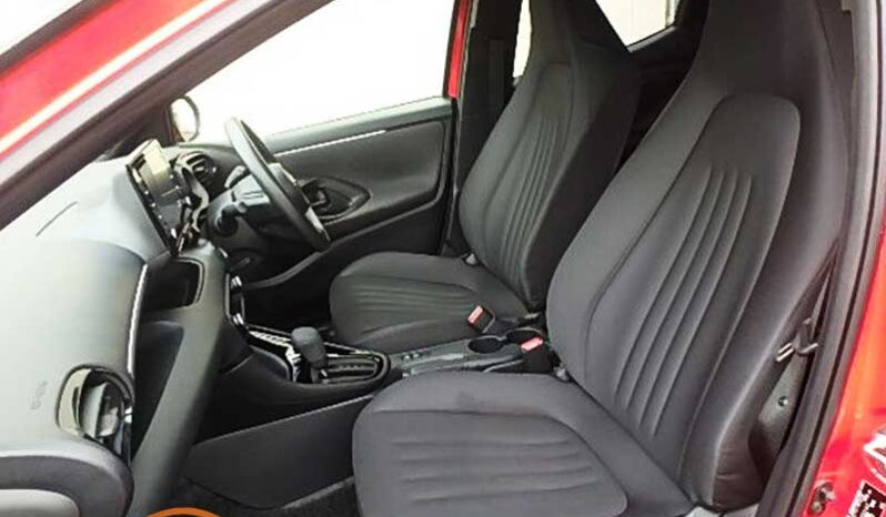 Toyota Yaris full