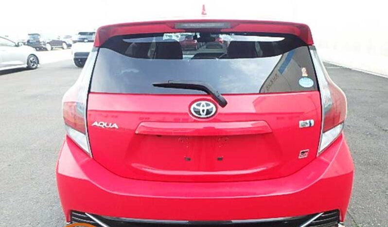 Toyota Aqua G-GR Sport full