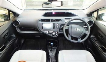Toyota Aqua L full
