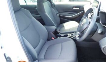 Toyota Corolla (S) (Hybrid) full