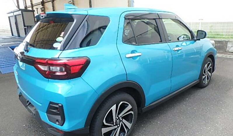 Toyota Raize. Z (990cc Turbo) full