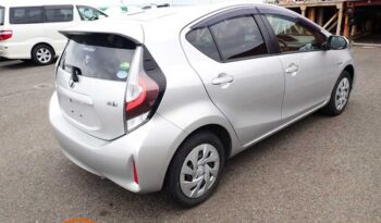 Toyota Aqua S (Silver) full