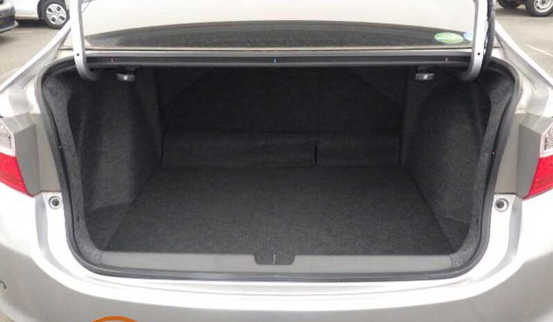 Honda Grace (Hybrid) DX full