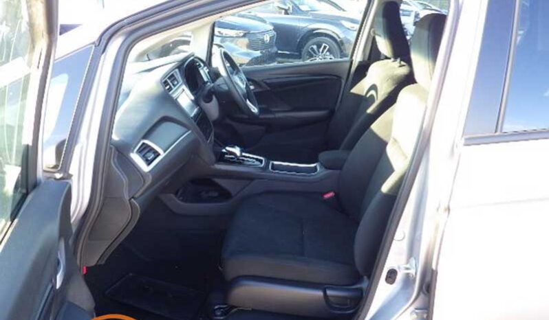 Honda Shuttle (Hybrid) full
