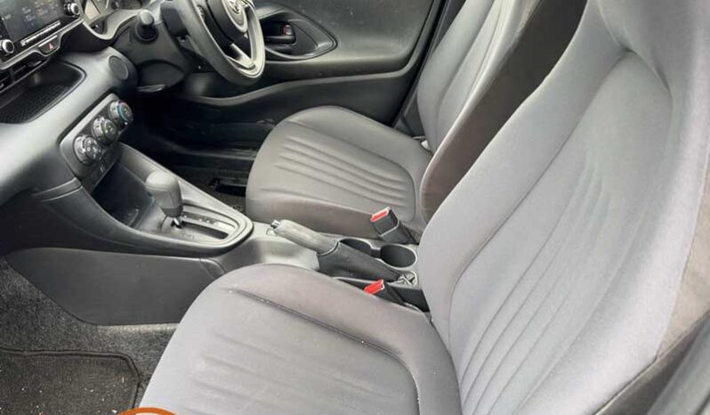 Toyota Yaris X (990cc) full
