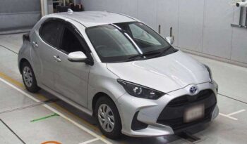 Toyota Yaris X (Hybrid) full