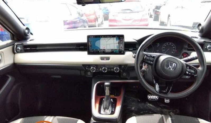 Honda Vezel (E-Play) full