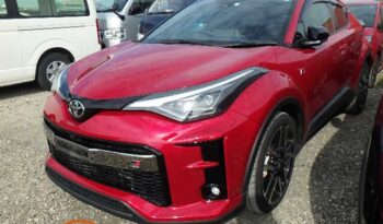 Toyota C-HR S-GR Sport (Hybrid)