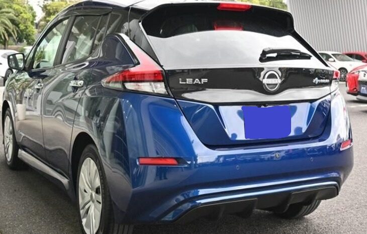 Nissan Leaf . full